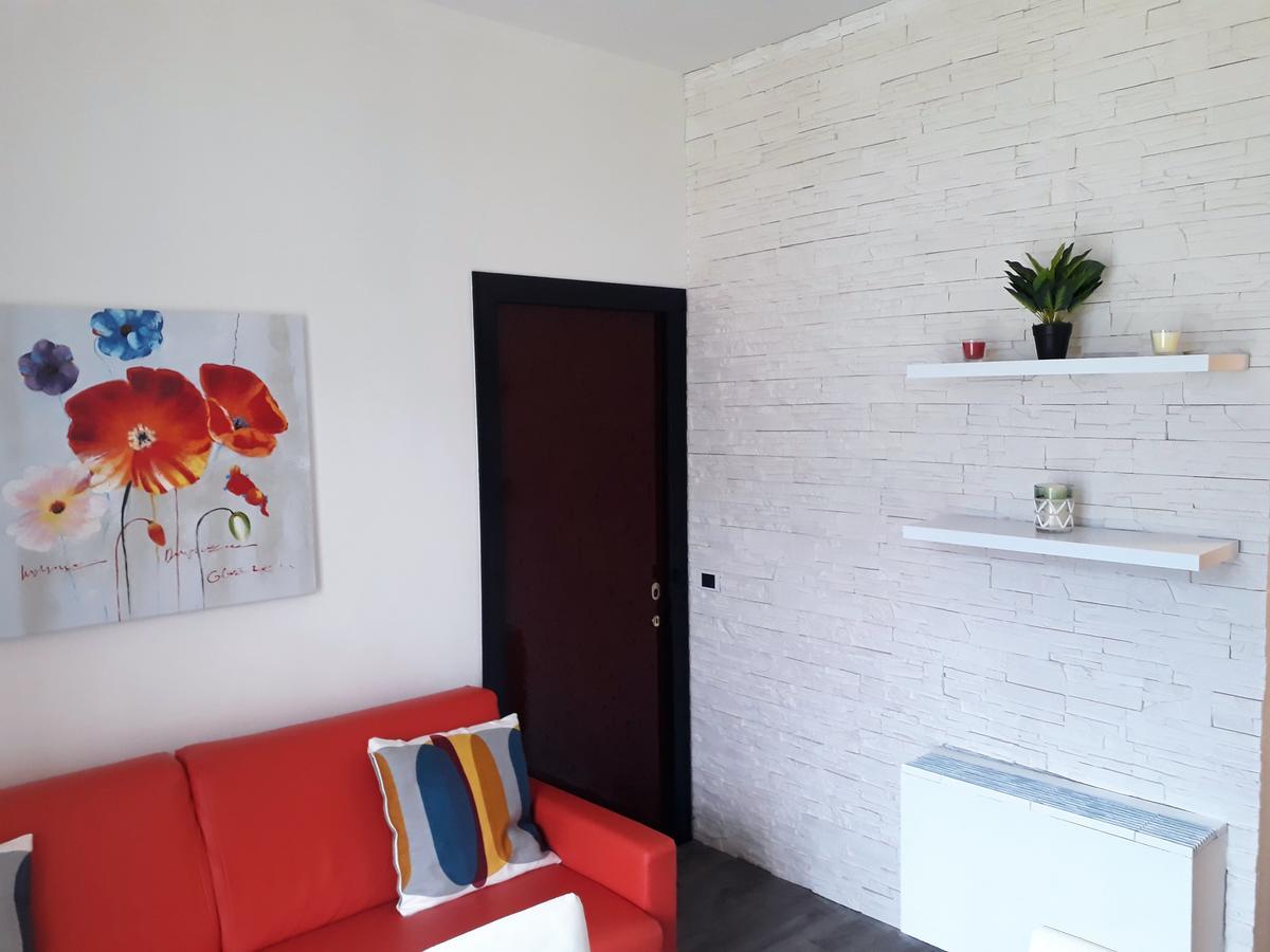 Campione Giulia Exclusive Lakefront Apartment By Gardadomusmea Campione del Garda Extérieur photo