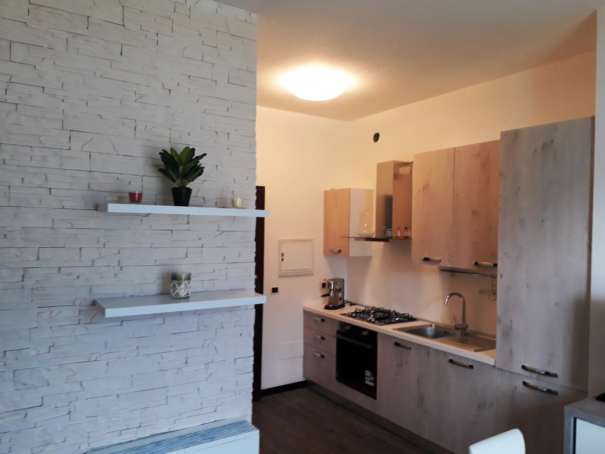 Campione Giulia Exclusive Lakefront Apartment By Gardadomusmea Campione del Garda Extérieur photo